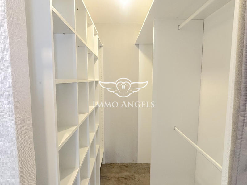 Maison traditionnelle - 87 m² - 4 pièces