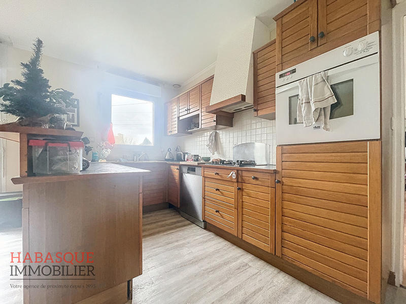 Maison - 139 m² - 5 pièces