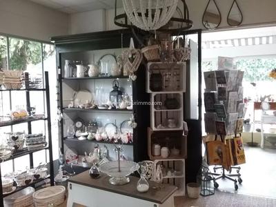 Bureau - 82 m² - 2 pièces