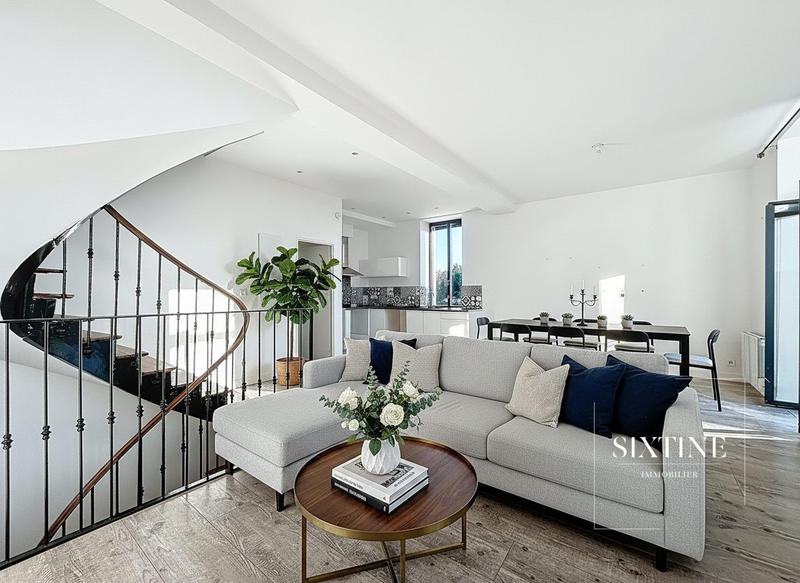 Appartement - 135 m² - 5 pièces