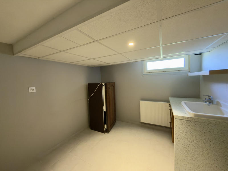 Maison - 205 m² - 9 pièces