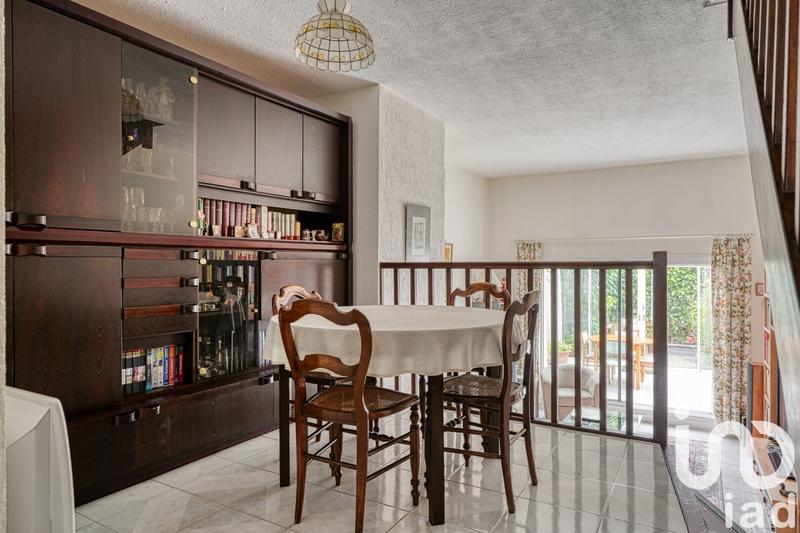 Maison - 94 m² - 6 pièces