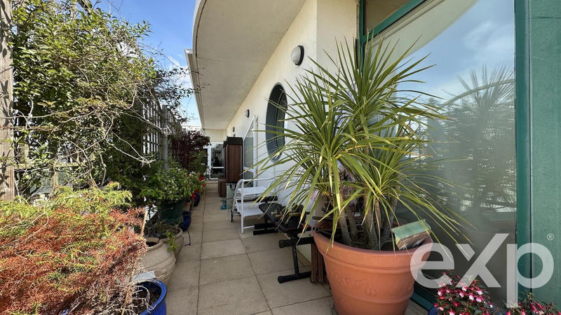 Appartement - 175 m² - 5 pièces