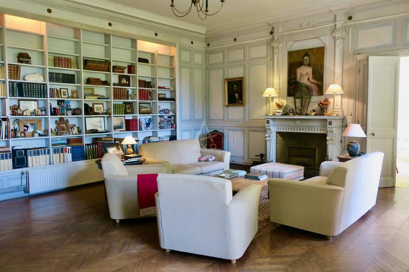 Manoir - 600 m² - 16 pièces