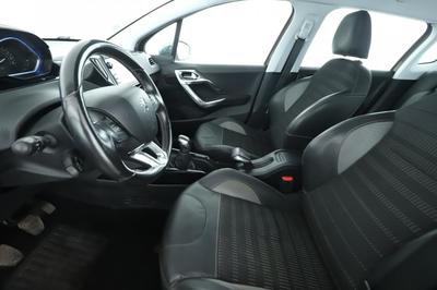 Peugeot 2008 1.6 e-HDi Allure 92 ch