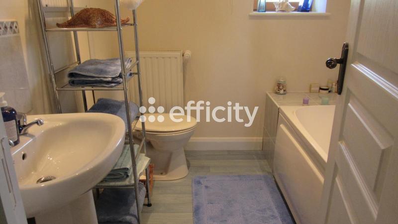 Maison - 269 m² - 9 pièces