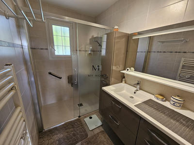 Maison - 81 m² - 5 pièces