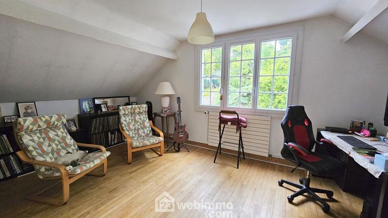 Maison - 107 m² - 6 pièces