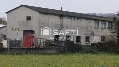 Local commercial - 1 500 m² - 15 pièces