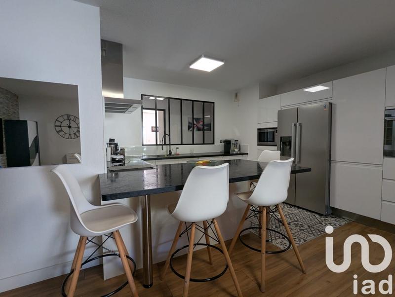 Appartement - 101 m² - 4 pièces