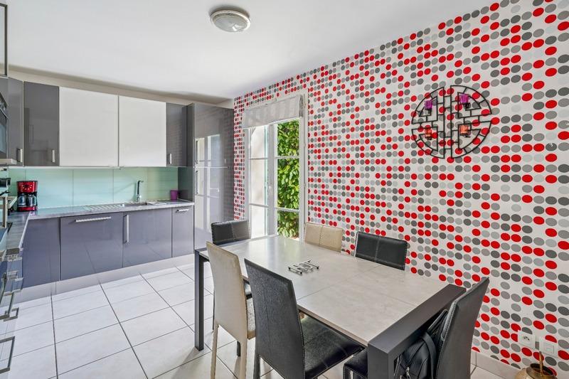 Maison - 150 m² - 7 pièces