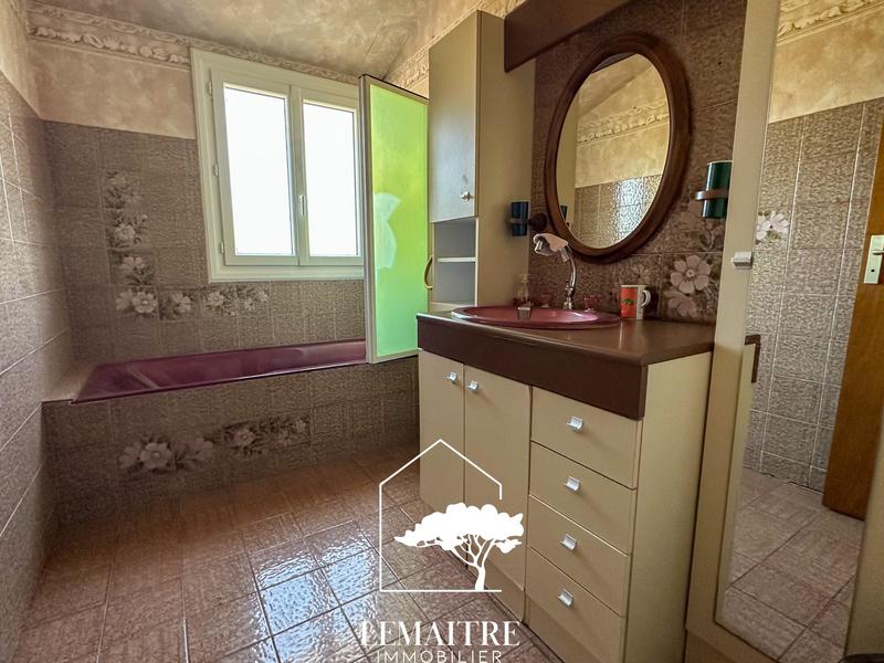 Maison - 288 m² - 10 pièces