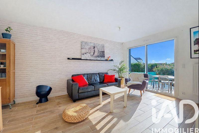 Maison - 94 m² - 5 pièces