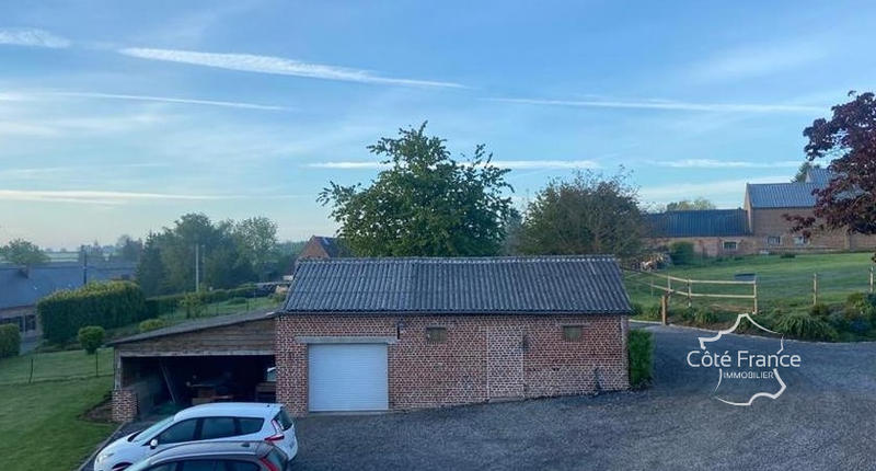 Maison - 210 m² - 10 pièces