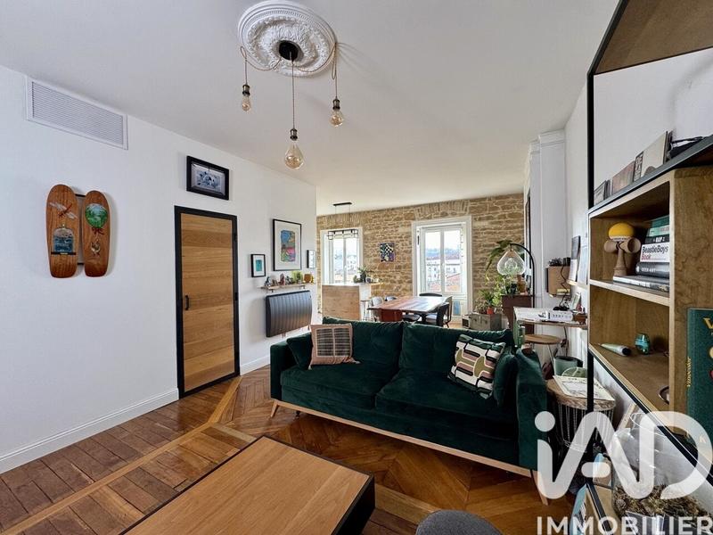 Appartement - 79 m² - 3 pièces