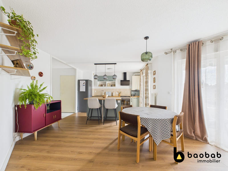 Appartement - 74 m² - 3 pièces