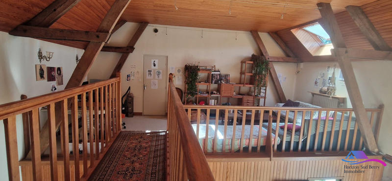 Maison - 217 m² - 6 pièces