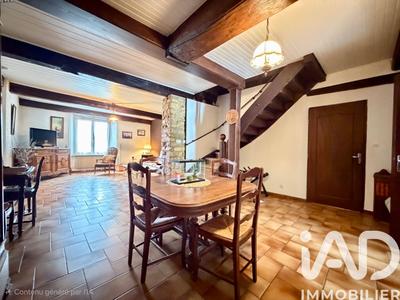 Maison de campagne - 200 m² - 5 pièces