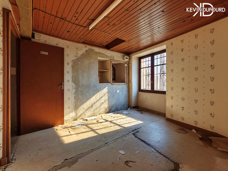 Immeuble - 150 m² - 5 pièces