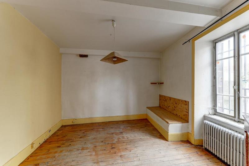 Propriété - 196 m²