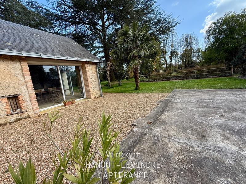 Maison - 200 m² - 11 pièces