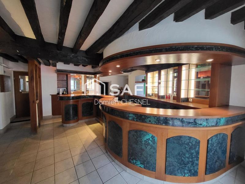 Maison - 295 m² - 15 pièces