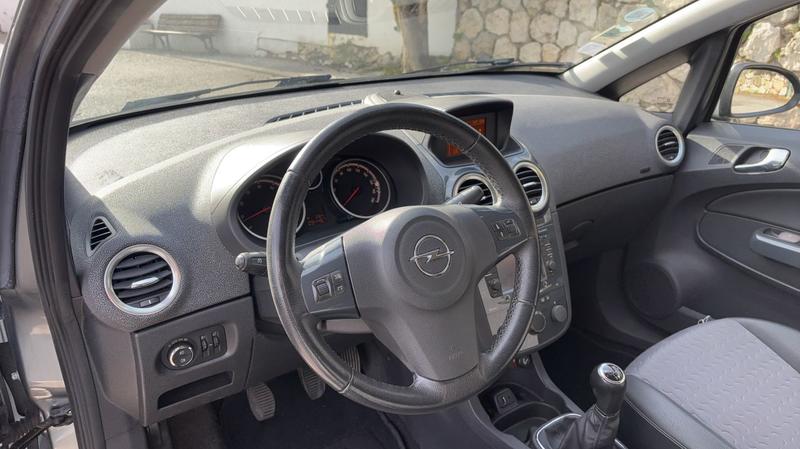 Opel Corsa IV 1.4 TwinPort 100 Cosmo