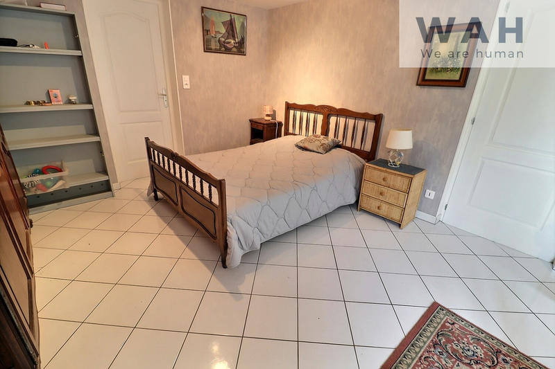 Maison - 135 m² - 6 pièces