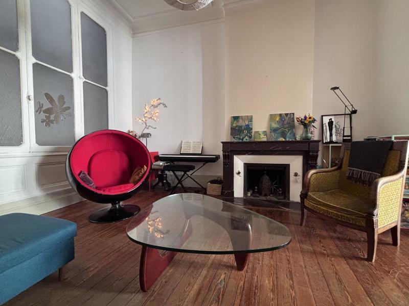 Appartement - 120 m² - 5 pièces