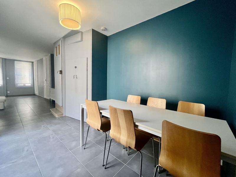 Maison traditionnelle - 83 m² - 5 pièces