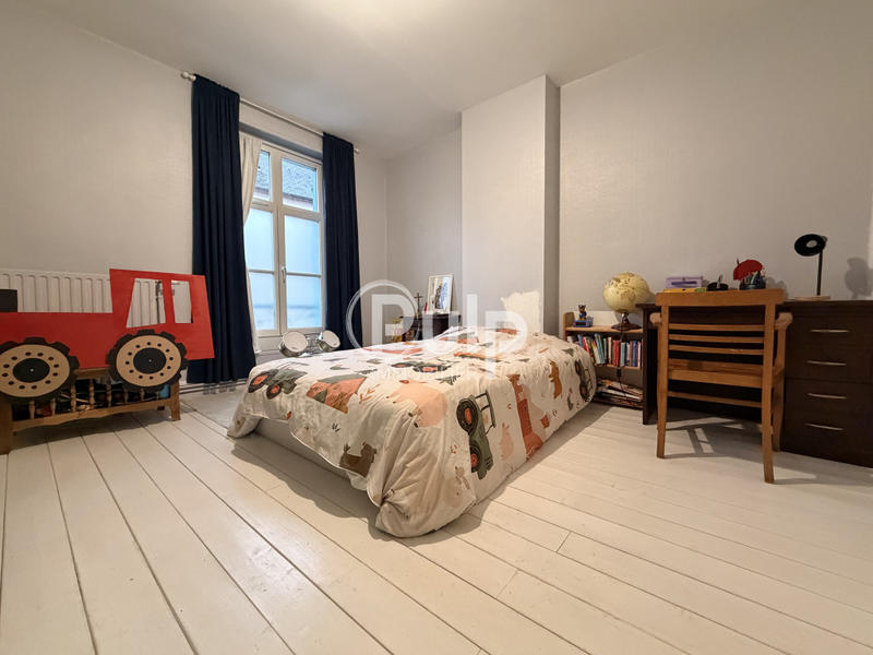 Maison de ville - 117 m² - 7 pièces