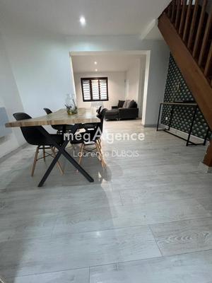 Maison - 98 m² - 5 pièces