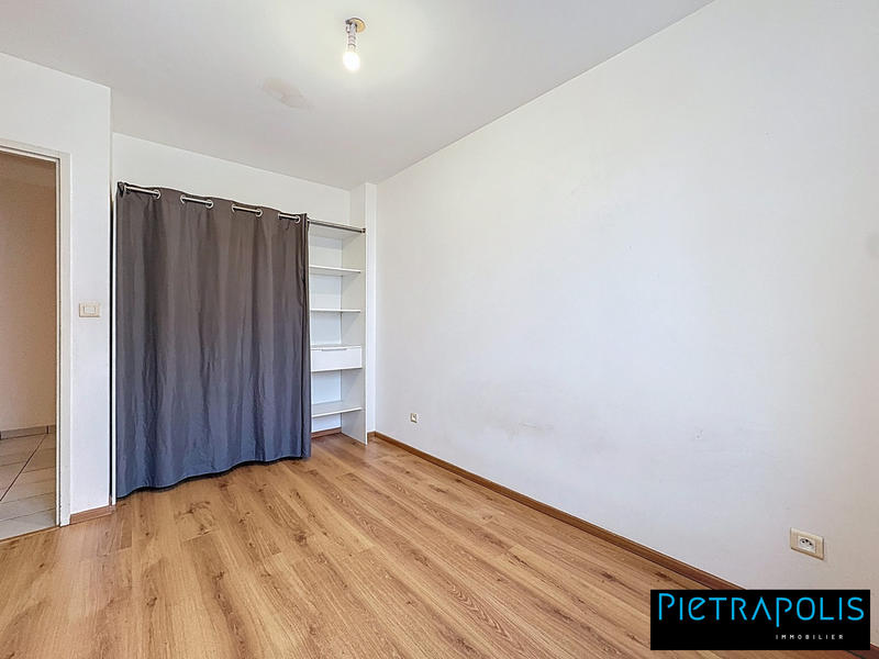 Appartement - 82 m² - 4 pièces