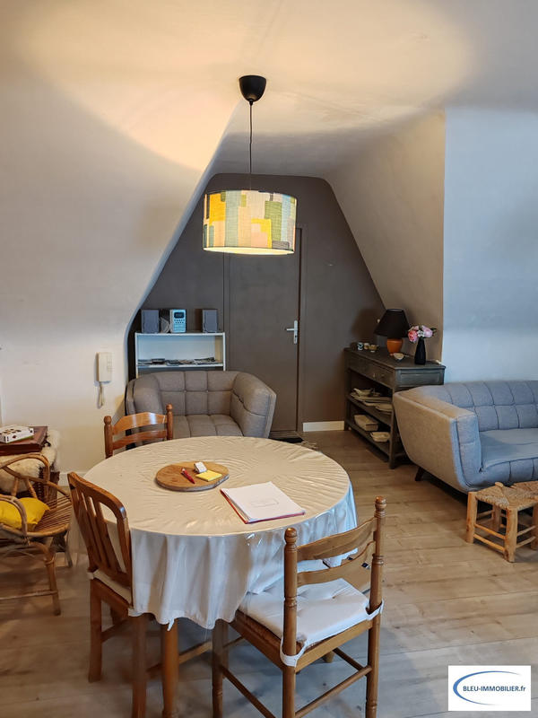 Local commercial - 300 m² - 7 pièces