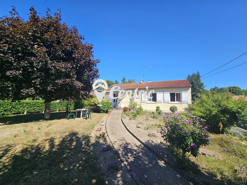 Maison - 99 m² - 5 pièces