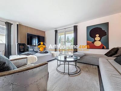 Maison - 197 m² - 6 pièces