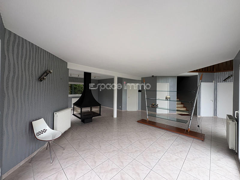 Maison - 184 m² - 5 pièces