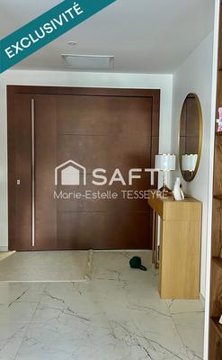 Maison - 230 m² - 6 pièces