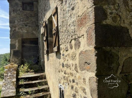 Maison - 120 m² - 2 pièces