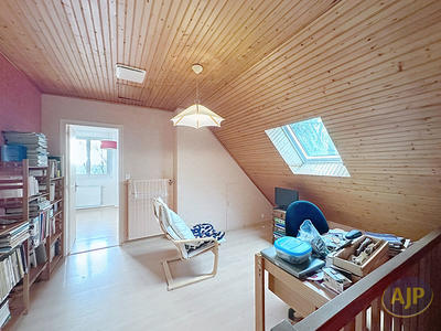 Maison - 122 m² - 6 pièces