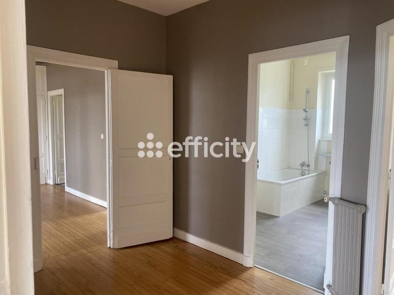 Appartement - 120 m² - 4 pièces