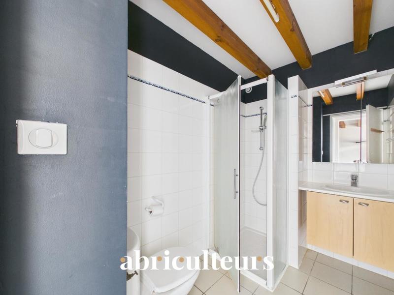 Appartement ancien - 75 m² - 3 pièces