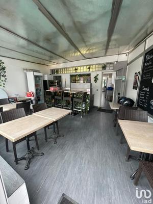 Local commercial - 200 m² - 3 pièces