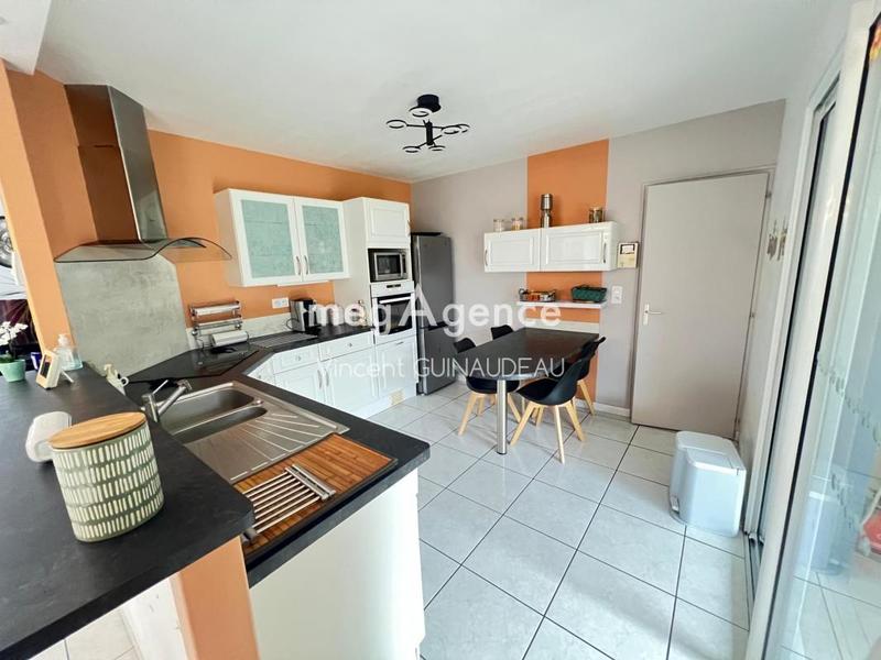 Maison - 96 m² - 4 pièces