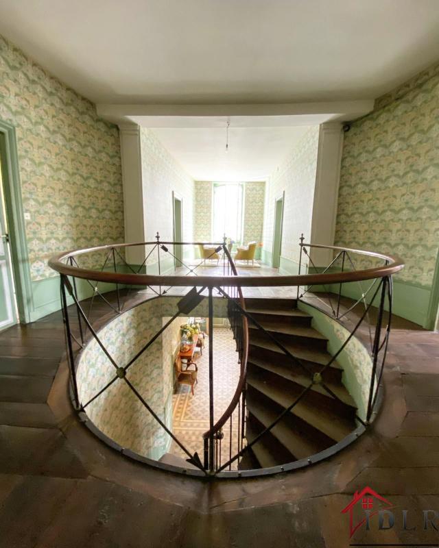 Demeure - 346 m² - 11 pièces