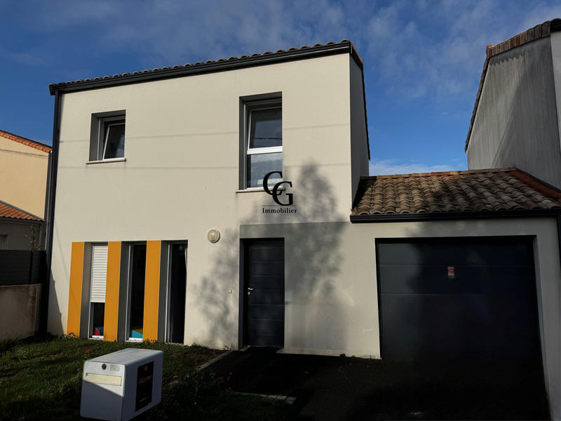 Maison - 80 m² - 4 pièces