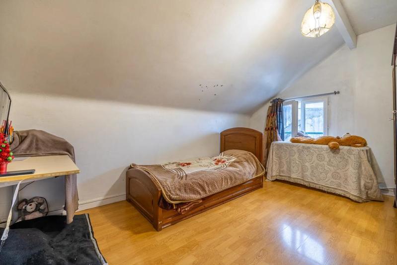 Maison de ville - 95 m² - 5 pièces