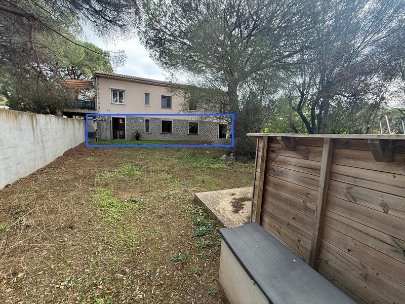 Maison jumelée - 94 m² - 4 pièces