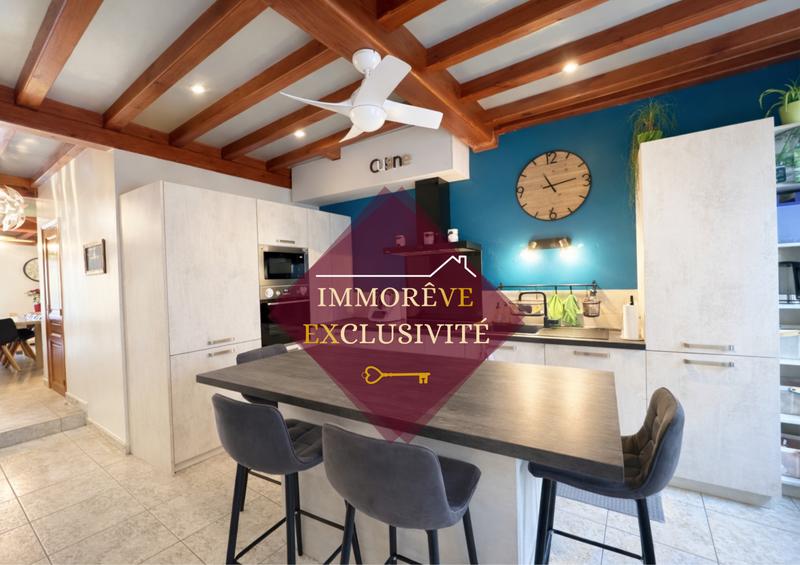 Maison - 209 m² - 7 pièces