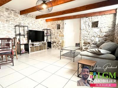 Maison de village - 92 m² - 4 pièces